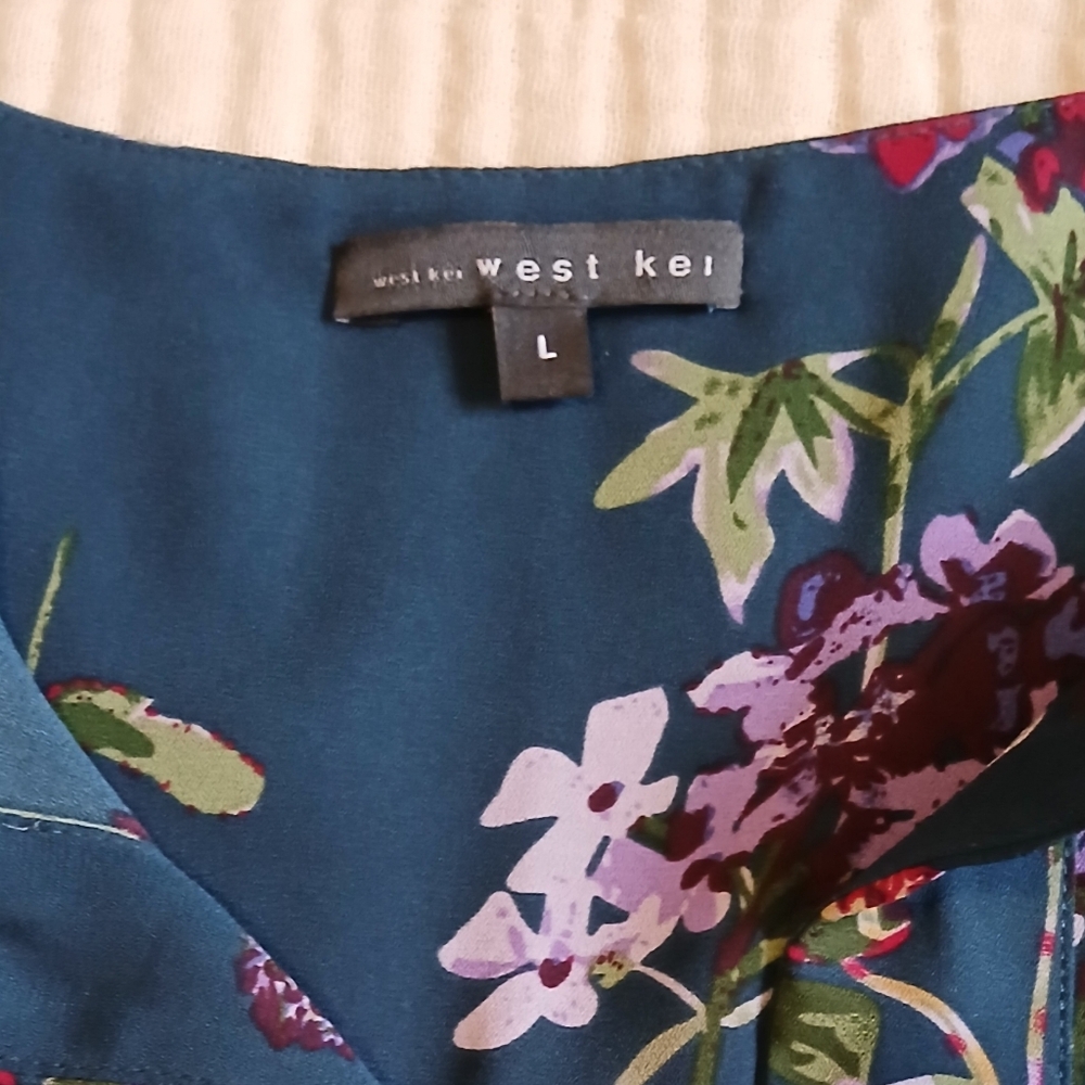 West Kei Multicolor Floral Blouse - Picture 9 of 9